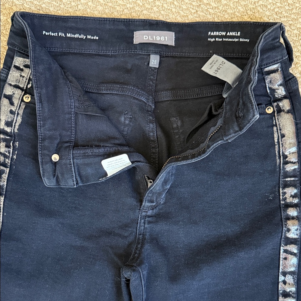 DL1961 Women's Dark Blue Ankle Jeans